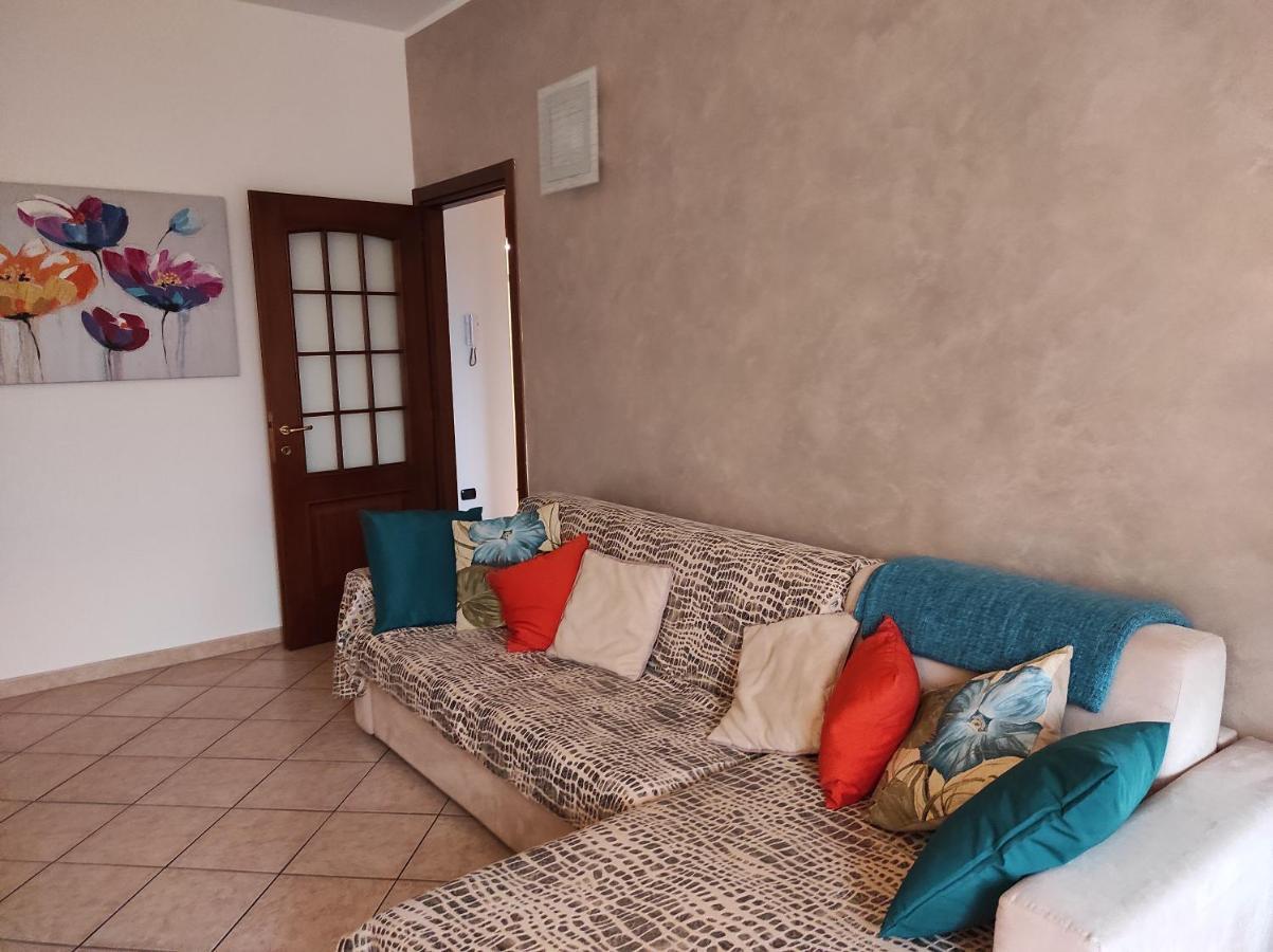 Appartamento Con Terrazzo A Gorgonzola Exteriör bild